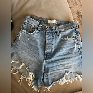 Abercrombie The Dad Short High Rise
